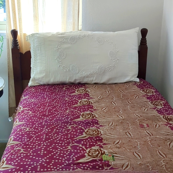 earthbound trading Bedding Vintage Colorful Reversable Kantha Quilt